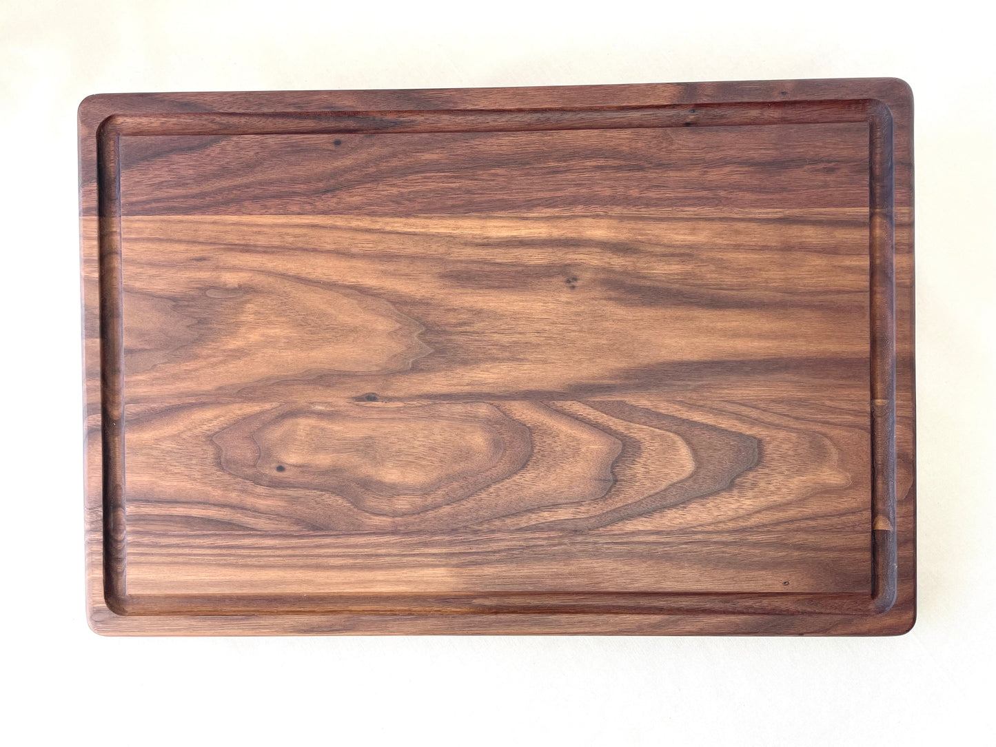 Premium black walnut cutting board with juice grooves – Handcrafted in USA by Refine Kitchenware
