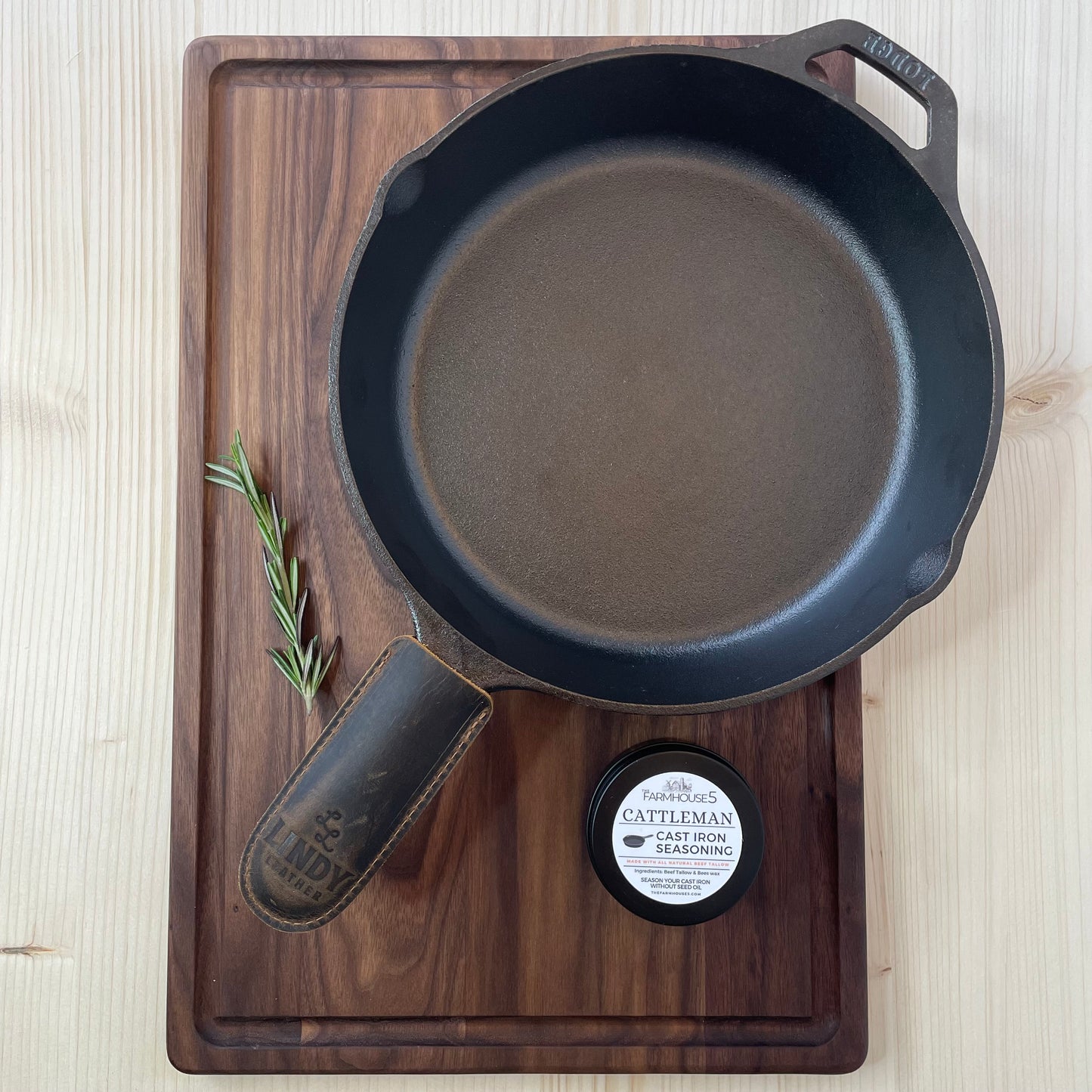 Made in USA Prep & Cook Bundle – Lodge cast iron skillet kit + Refine cutting board